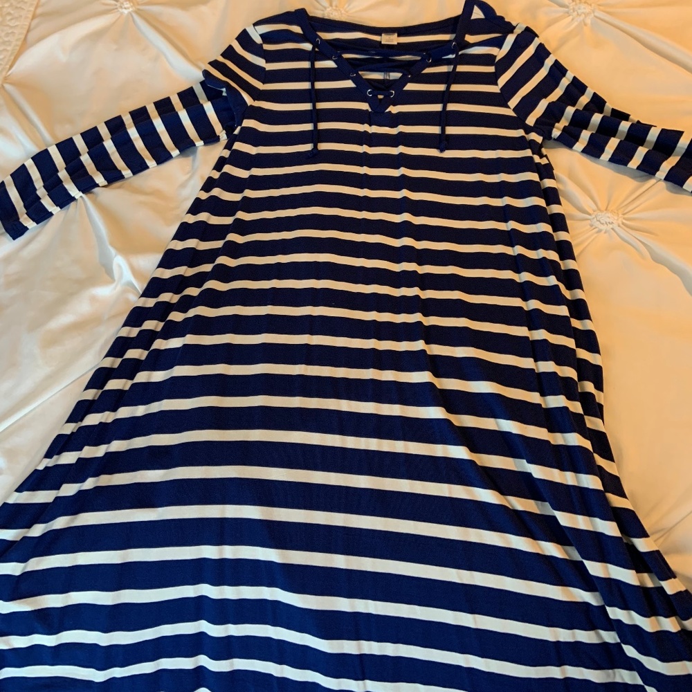 NWOT Old Navy Swing Dress Lace up Neck Navy and White Striped Medium Tall